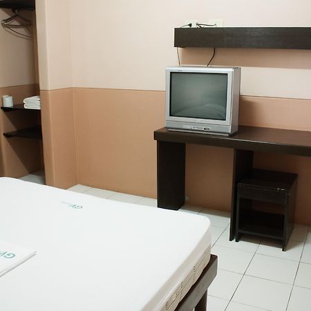 Gv Hotel - Naval Biliran Екстер'єр фото