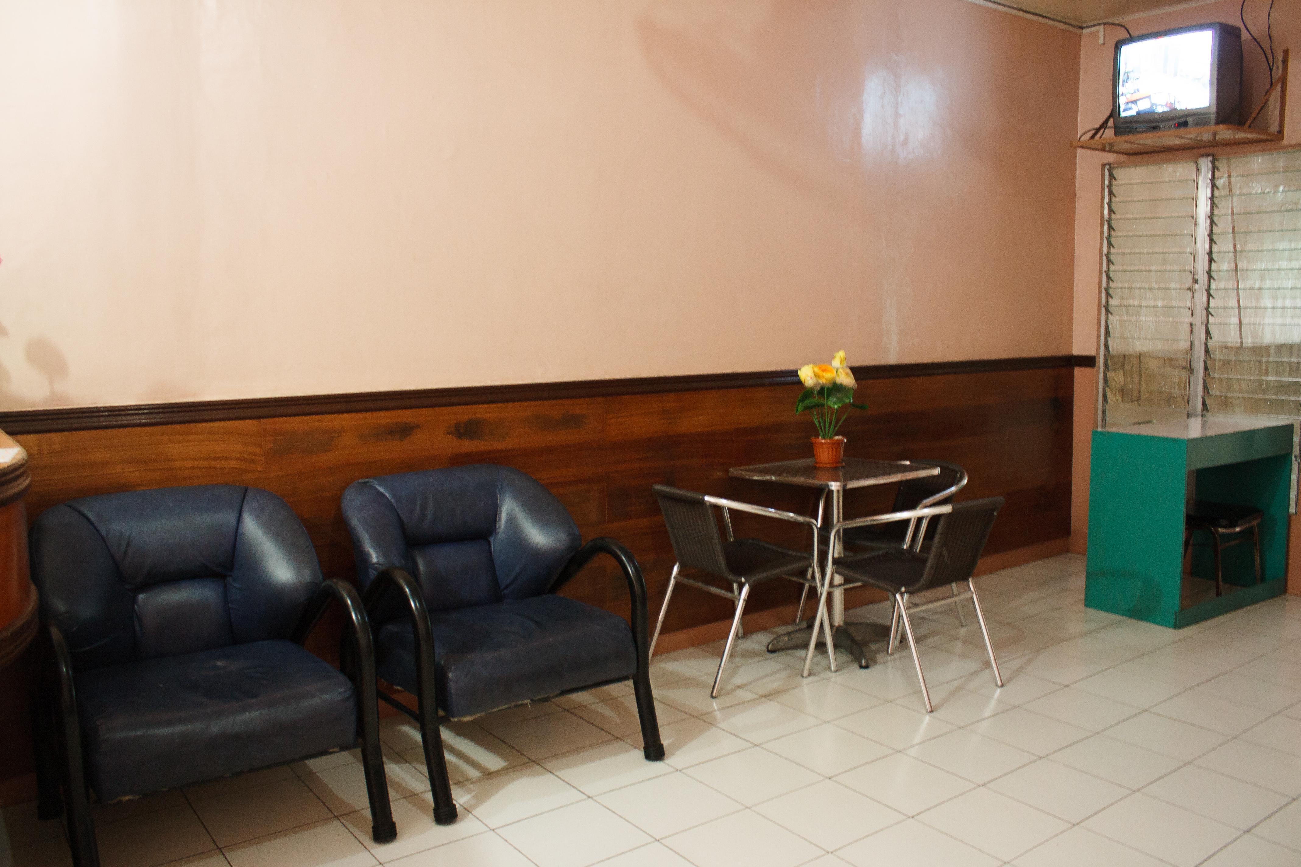 Gv Hotel - Naval Biliran Екстер'єр фото