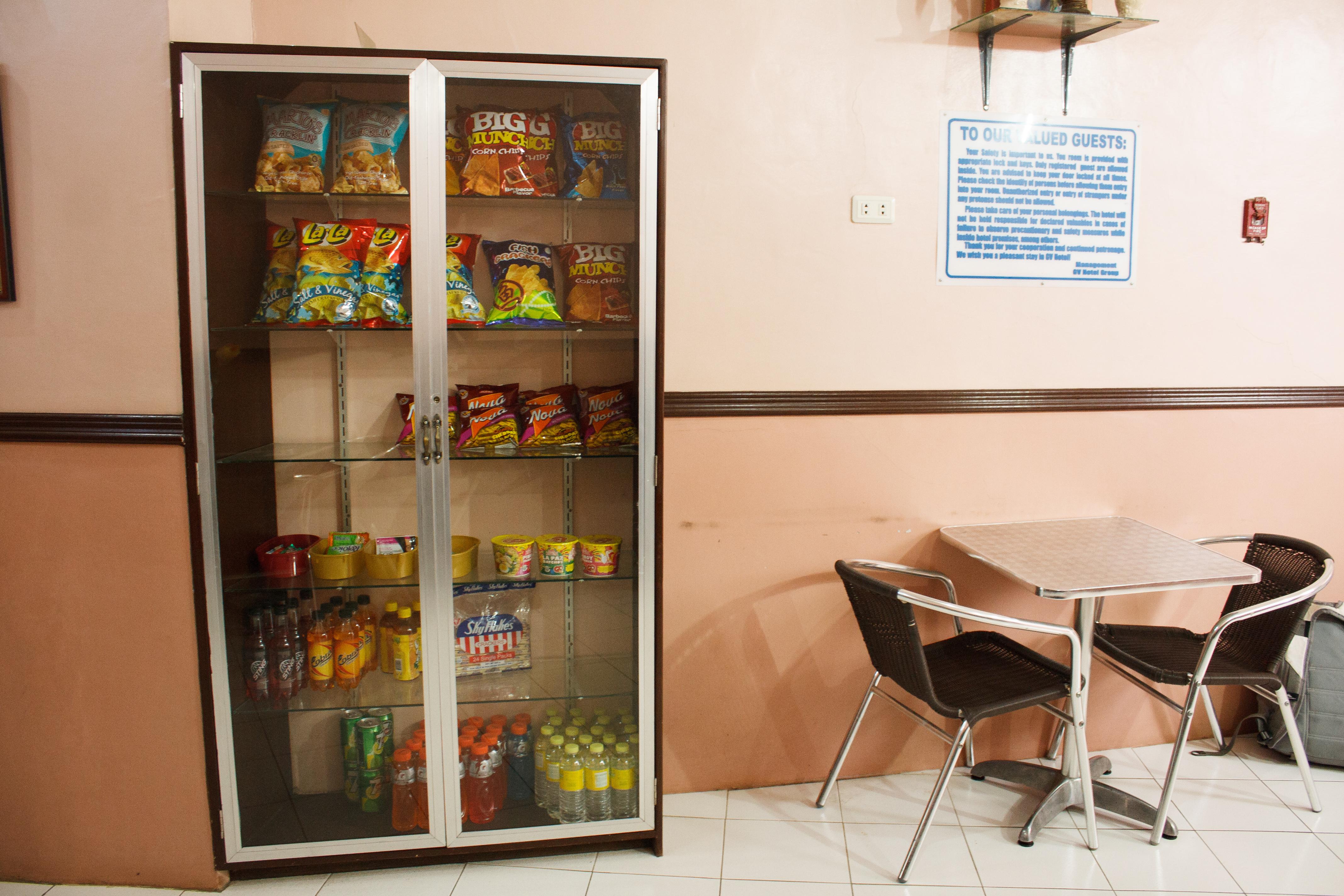 Gv Hotel - Naval Biliran Екстер'єр фото